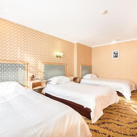 Omeiga Business Hotel Yiwu (Zhejiang) Buitenkant foto