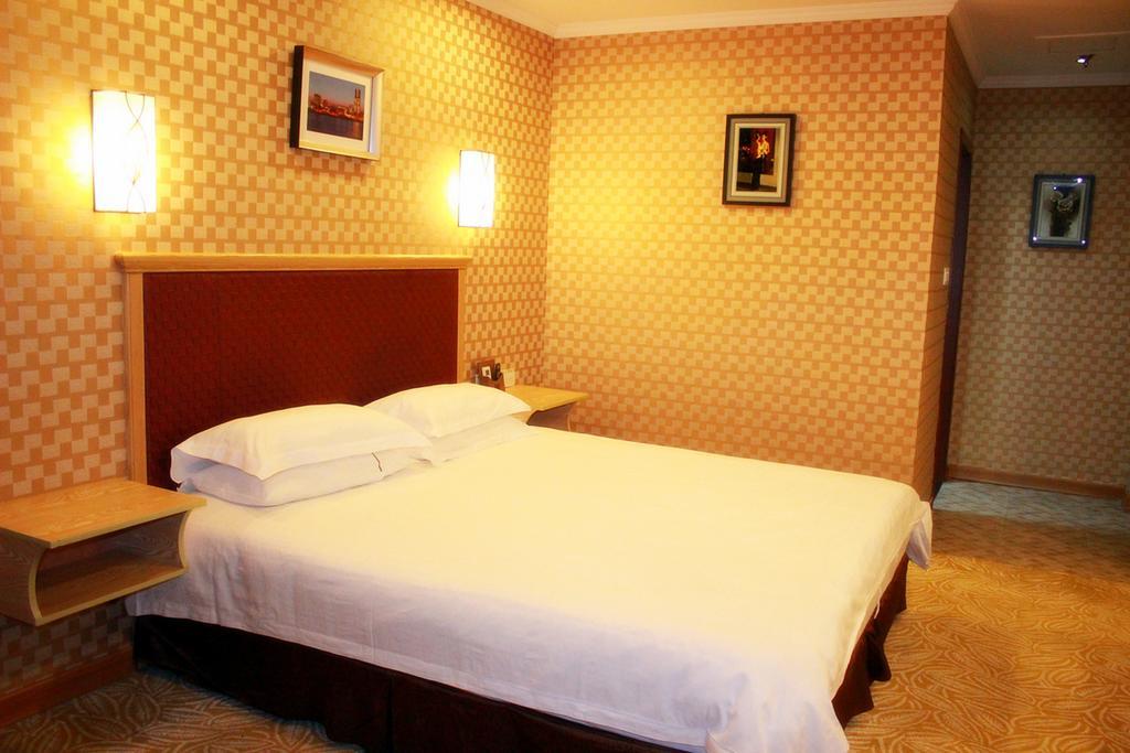 Omeiga Business Hotel Yiwu (Zhejiang) Buitenkant foto