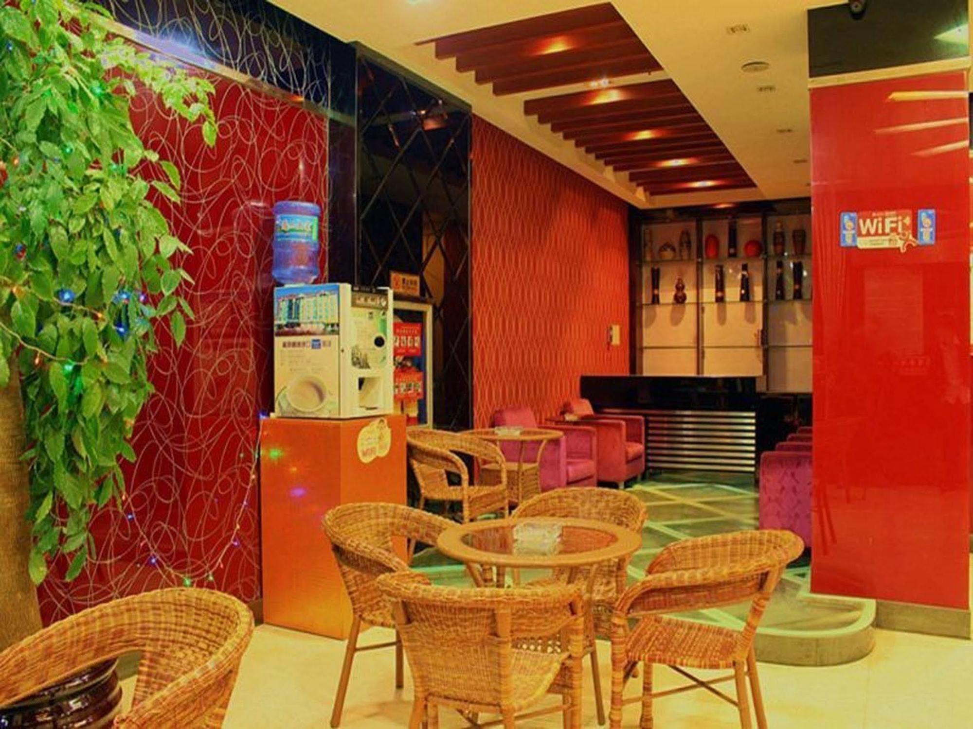 Omeiga Business Hotel Yiwu (Zhejiang) Buitenkant foto